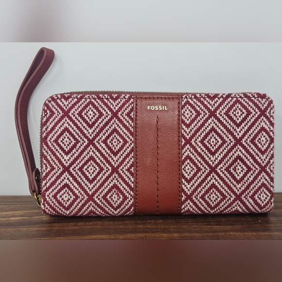 Fossil Jori Zip Clutch Wristlet RFID Wallet Leather Fabric Red White Brown NWOT - Picture 1 of 16